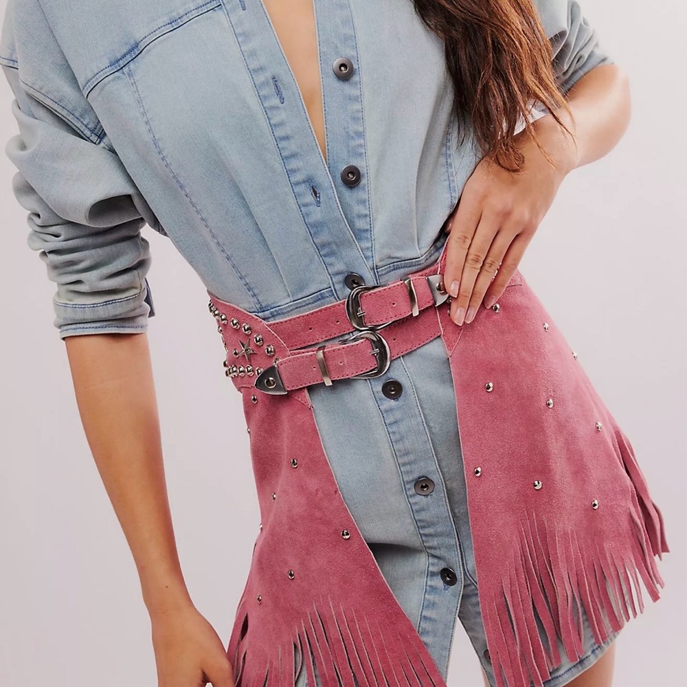 Understated Leather Chaps Belt in Pink “Rebelious Rose”